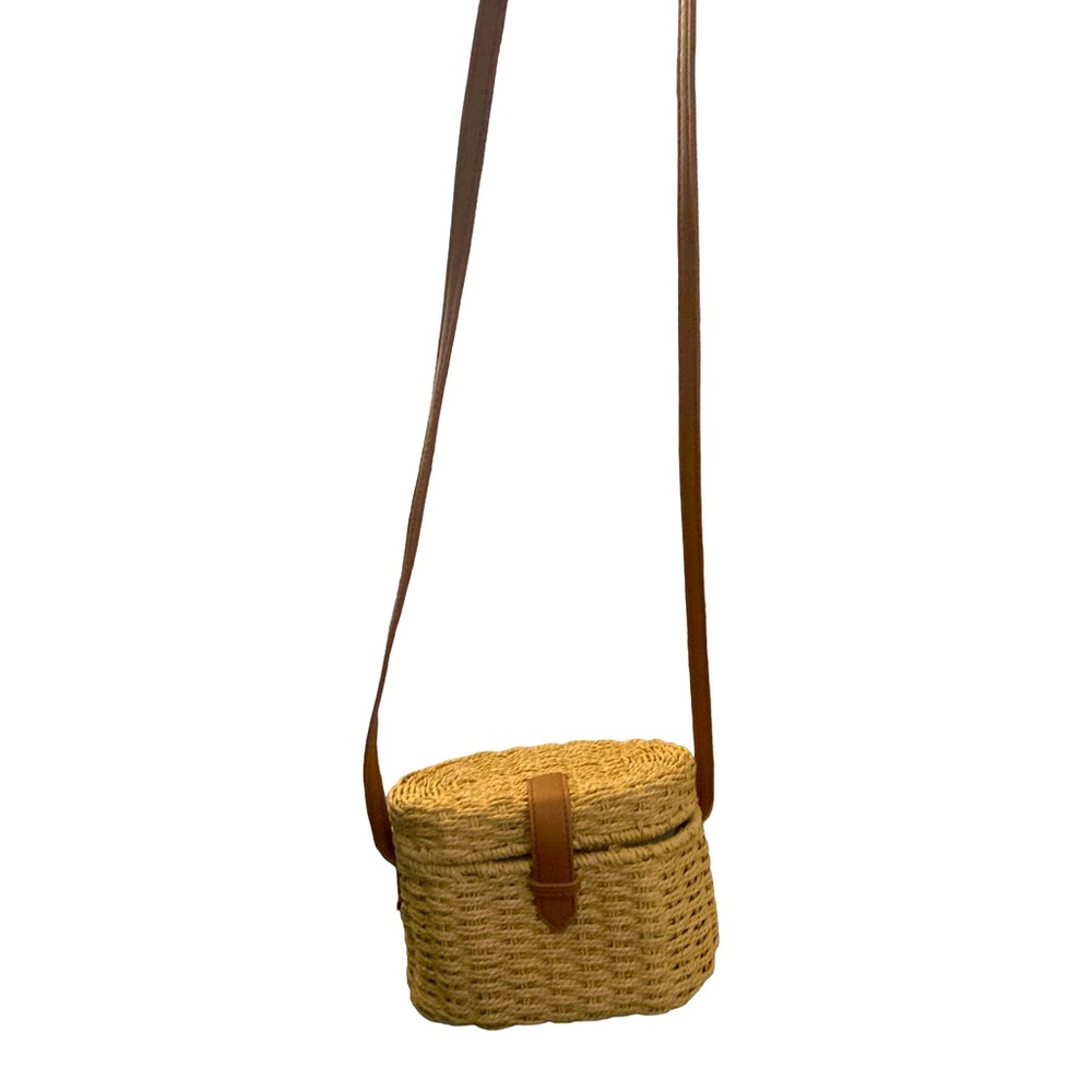 WITCHERY Wicker Basket Bag with Great Leather Trim-ADORABLE!